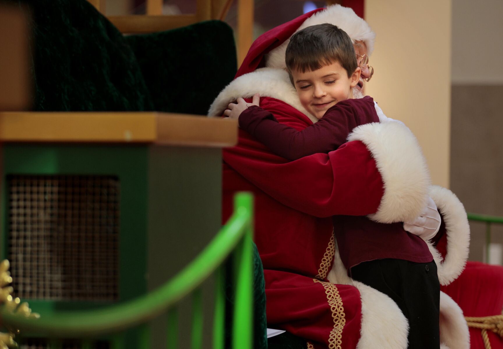 Santa Claus sets up at Mid Rivers Mall